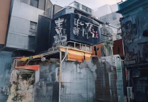 哈里森巴恩斯在NBA赛场上的成长与挑战之路探讨